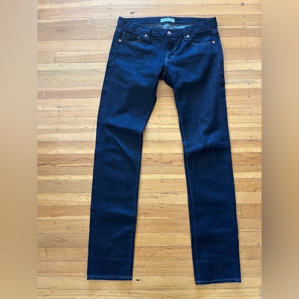 Uniqlo Ines De La Fressange raw dark denim jeans low rise straight leg slim 27